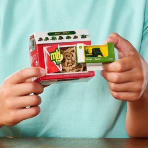 Mini tracteur John Deere mystère à collectionner